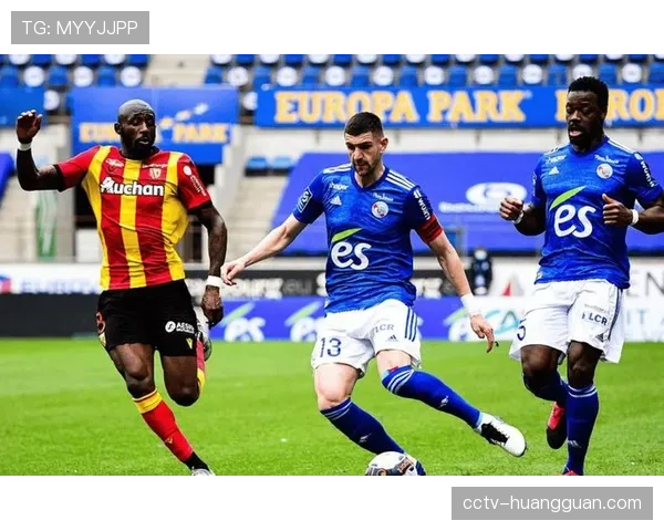 深度报道:法甲俱乐部电竞战队在虚拟法甲联赛中包揽前三,引发现实商业价值讨论